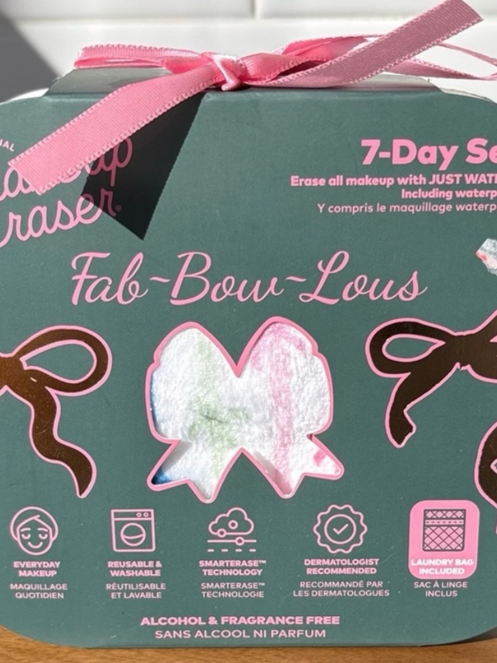 MakeUp Eraser Fab-Bow-Lous 7-Day Set NIB  Reusable Eco Friendly